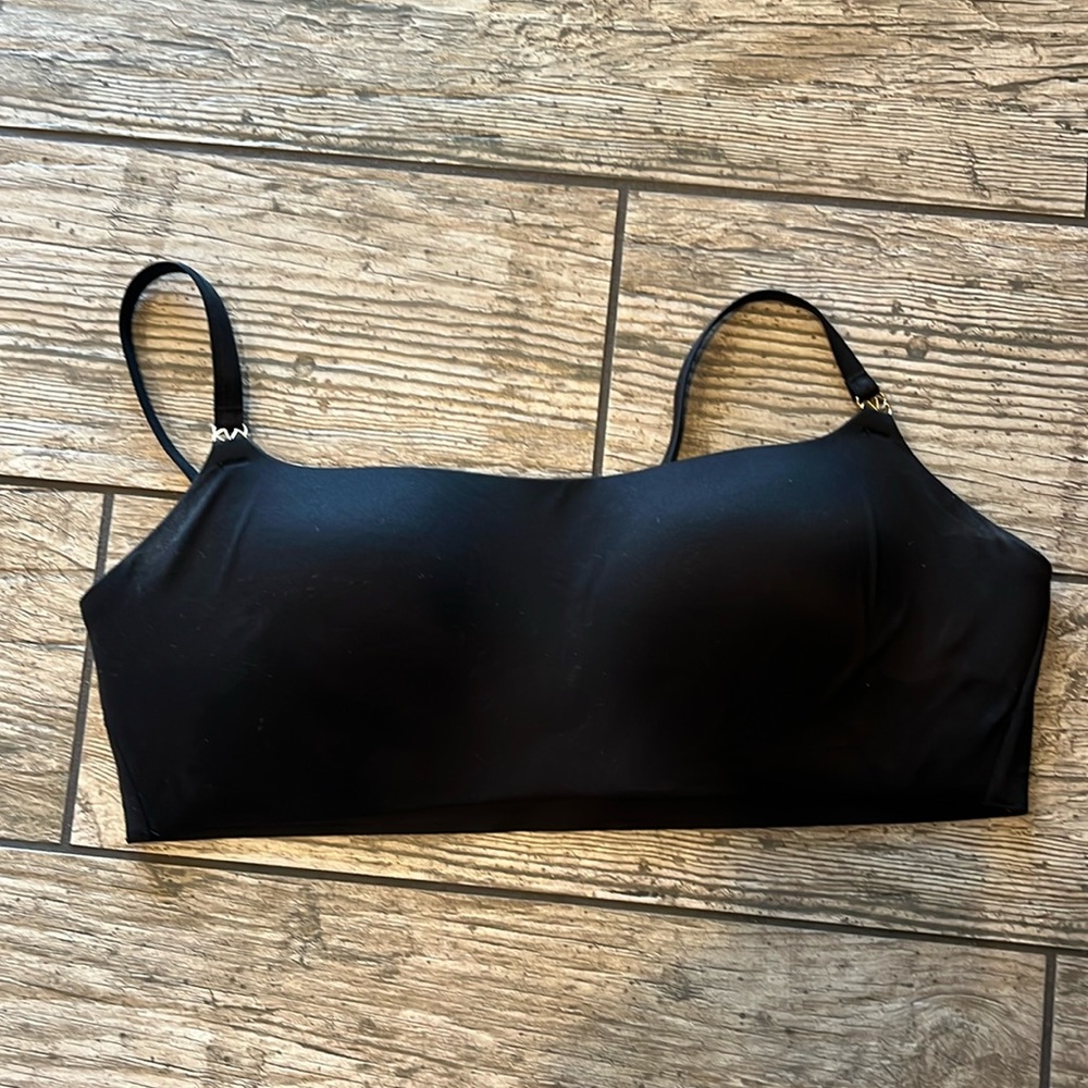 Like New Victoria’s Secret Bra, Sz L